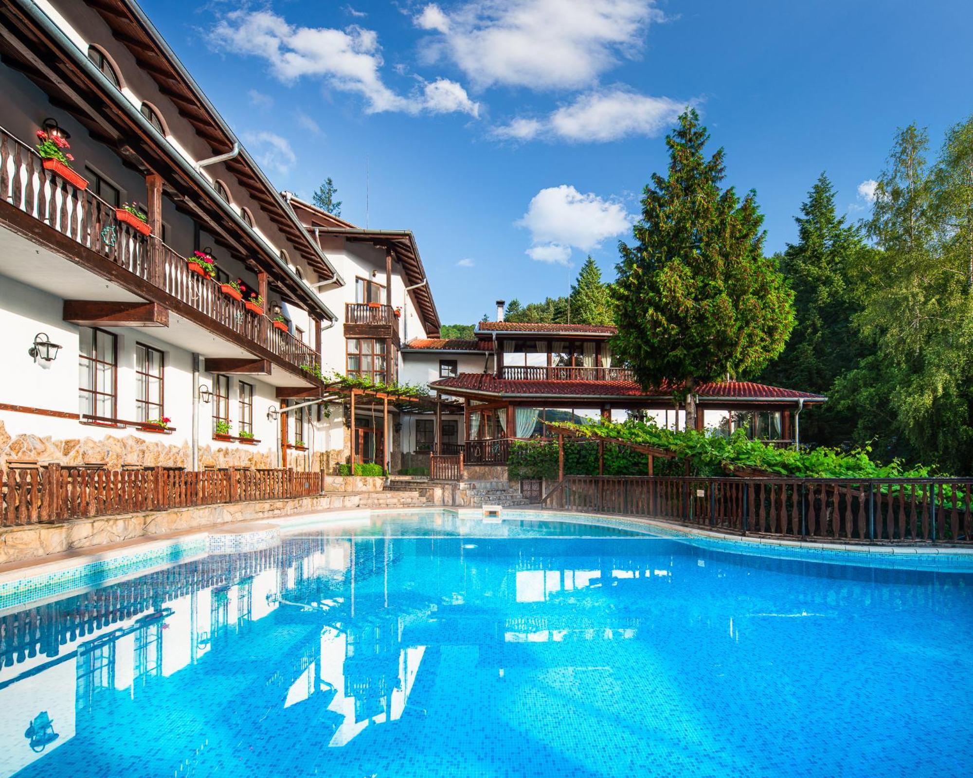 Hotel Alfaresort Thermal Chiflika Zewnętrze zdjęcie