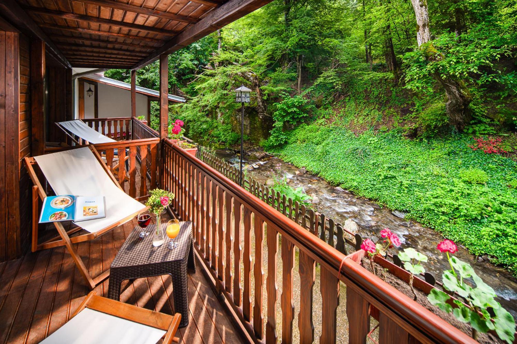 Hotel Alfaresort Thermal Chiflika Zewnętrze zdjęcie