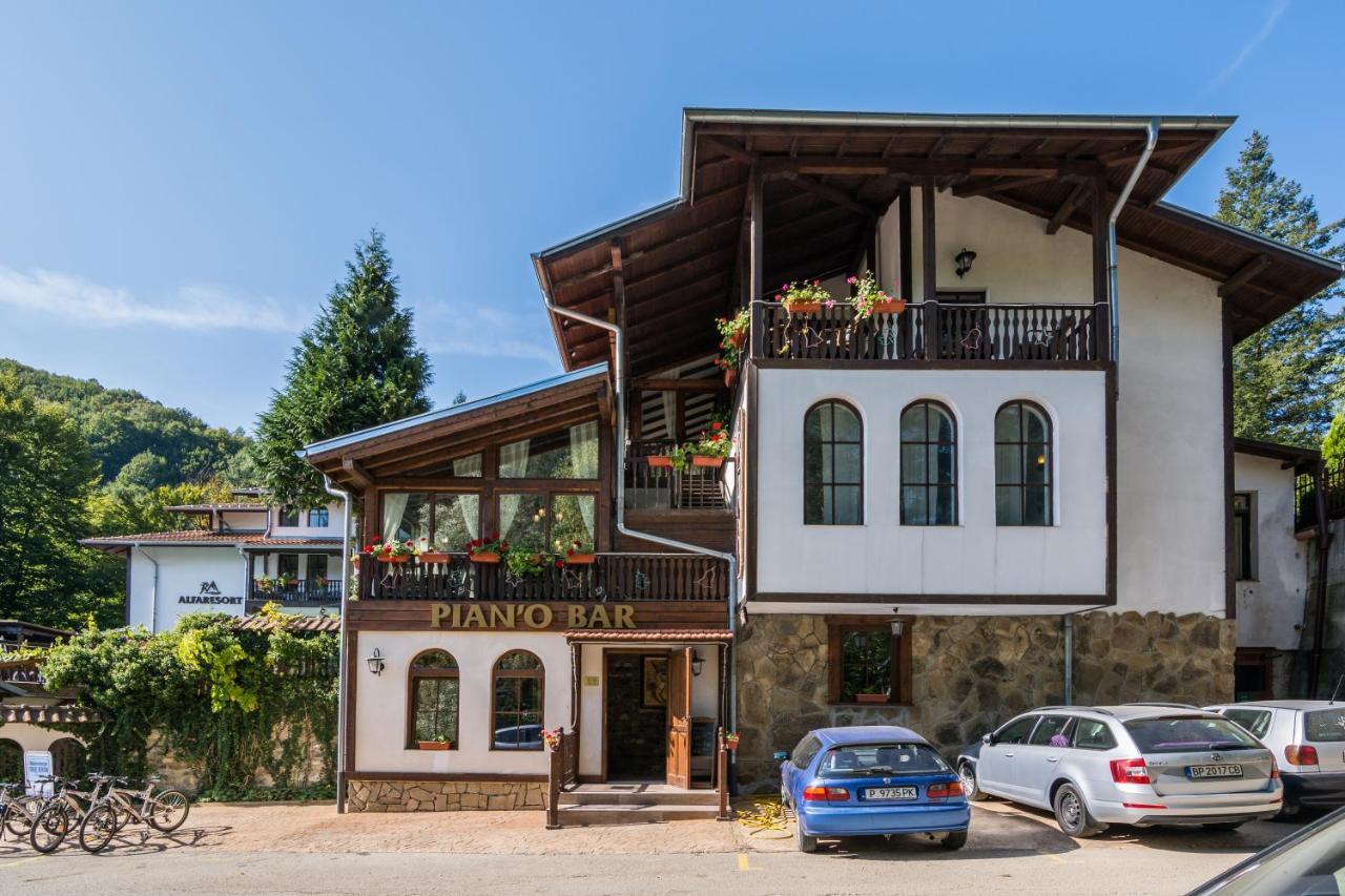 Hotel Alfaresort Thermal Chiflika Zewnętrze zdjęcie